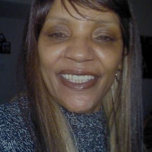 Meet your Posher, Gloria